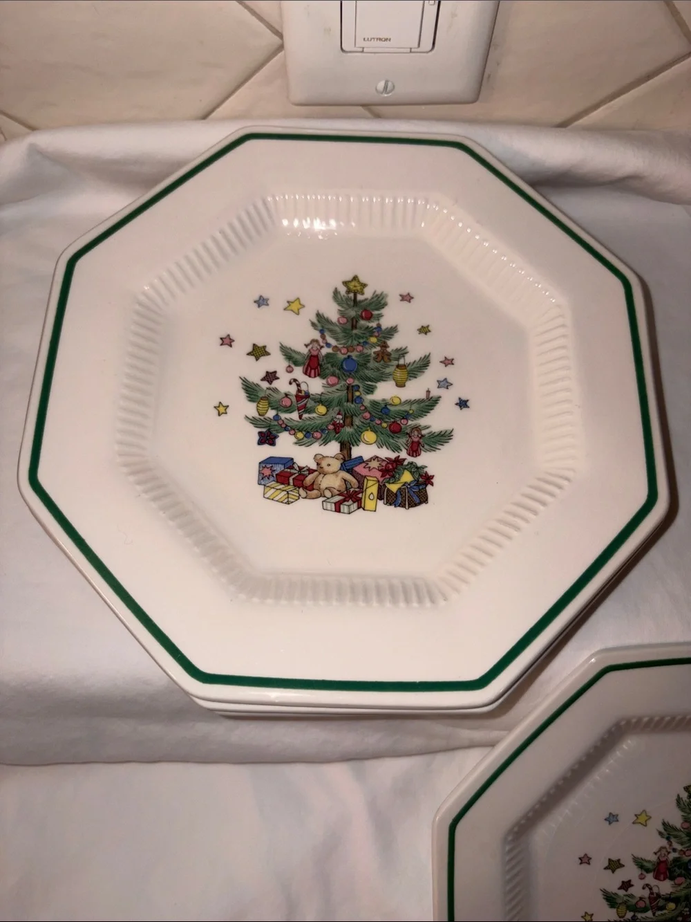 HTF Set of 5 Nikko Classic Collection Christmastime Tree Octagon Salad Plate